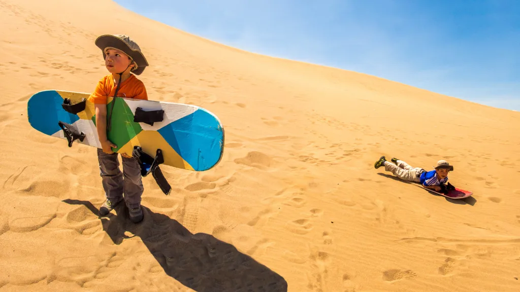 Sandboarding Huacachina Feature